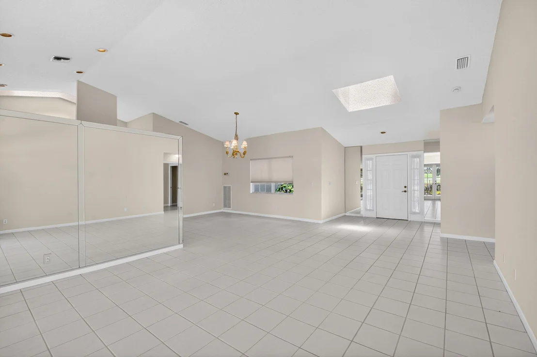 Photo of 6180 Golf Villas Drive