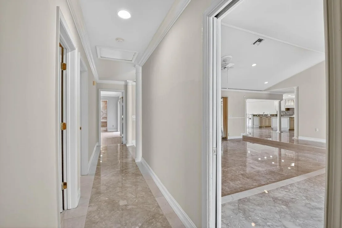Photo of 5884 Pinebrook Drive