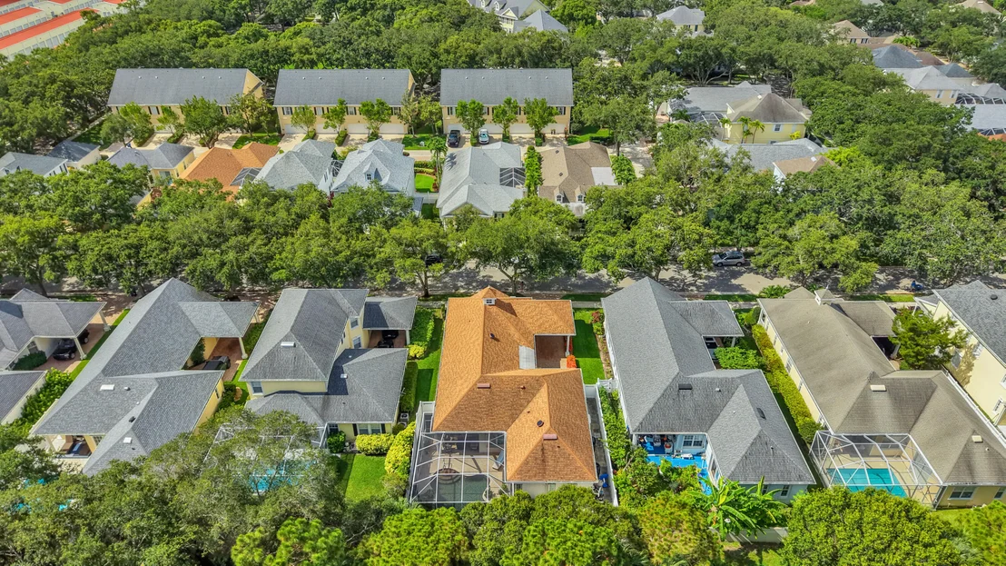 Photo of 516 Sweet Bay Circle