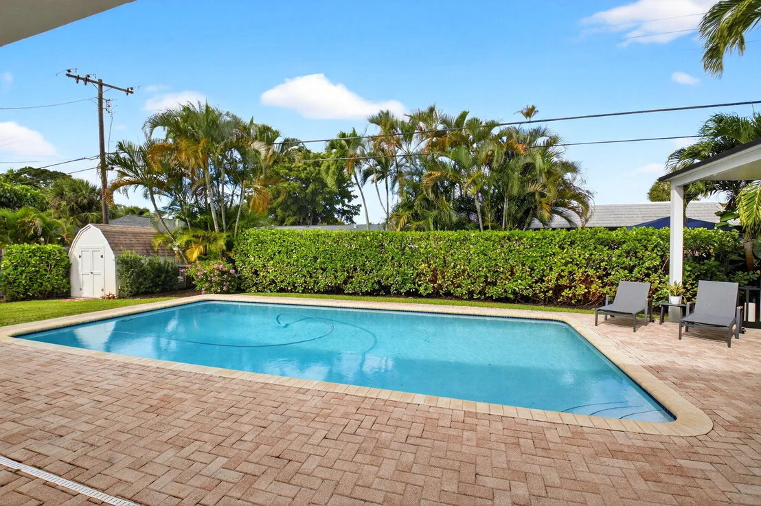 Photo of 525 Sunset Road