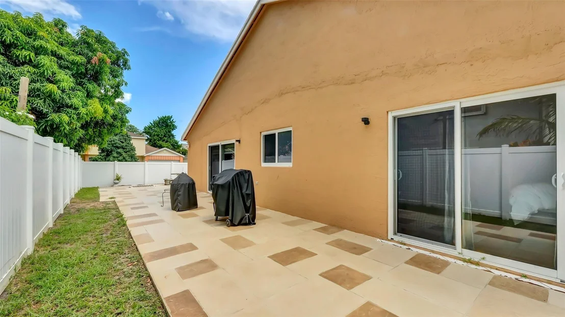 Photo of 9581 Boulder Street