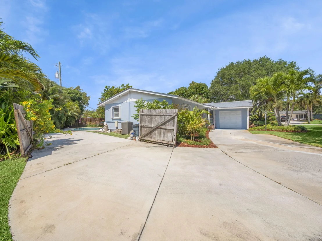 Photo of 769 Westwind Drive