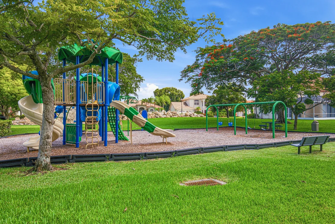 Photo of 10210 Lexington Estates Boulevard