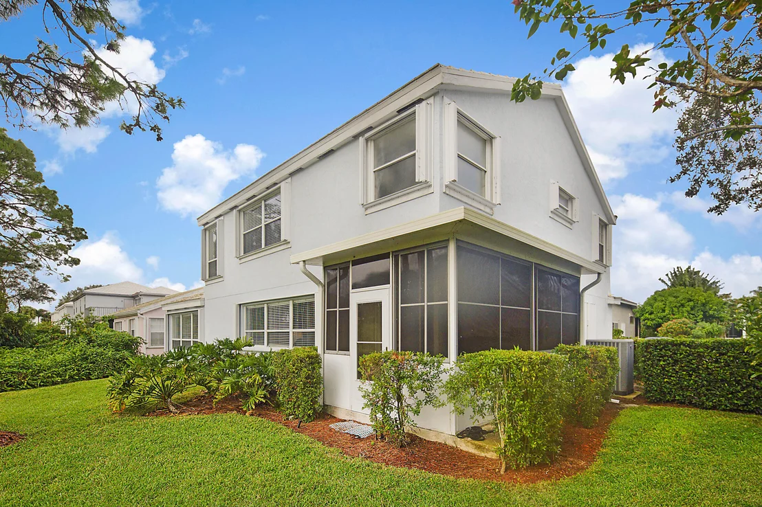 Photo of 8753 SE Riverfront Terrace