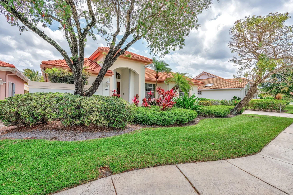 Photo of 201 Eagleton Estates Boulevard