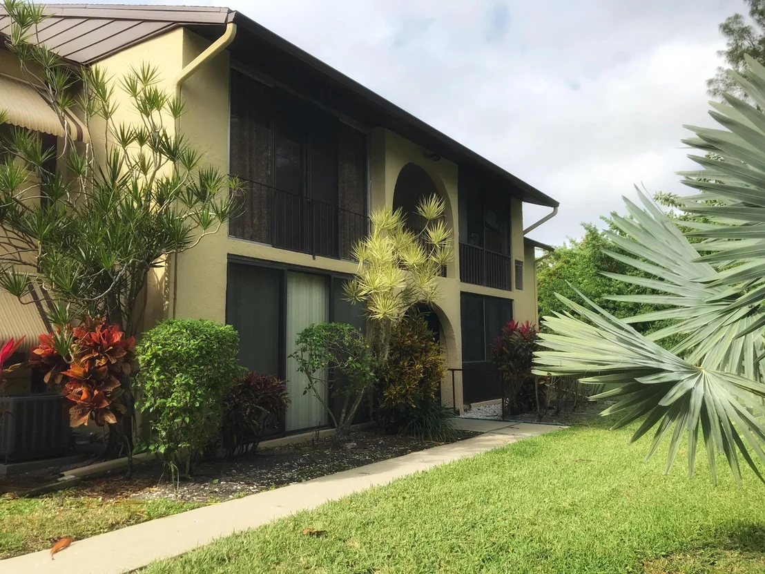 Photo of Unit B2 at 324 Pine Ridge Circle