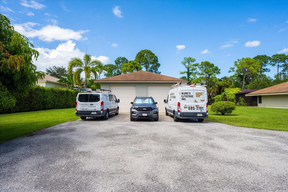 Photo of 8941 Yearling Drive