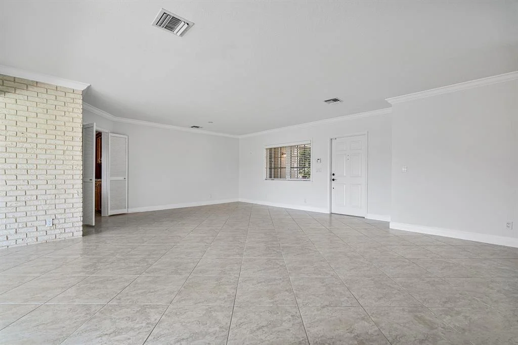 Photo of 5717 Golfway Drive