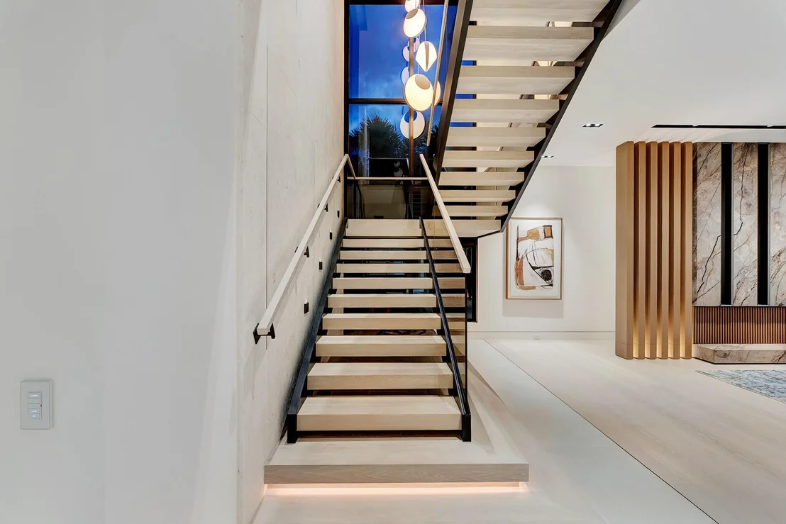 Photo of 829 Orchid Drive