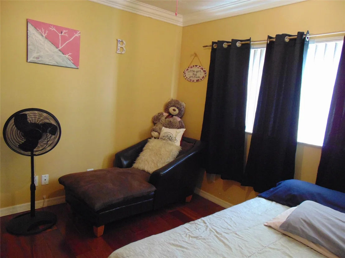 Photo of 595 E River Drive