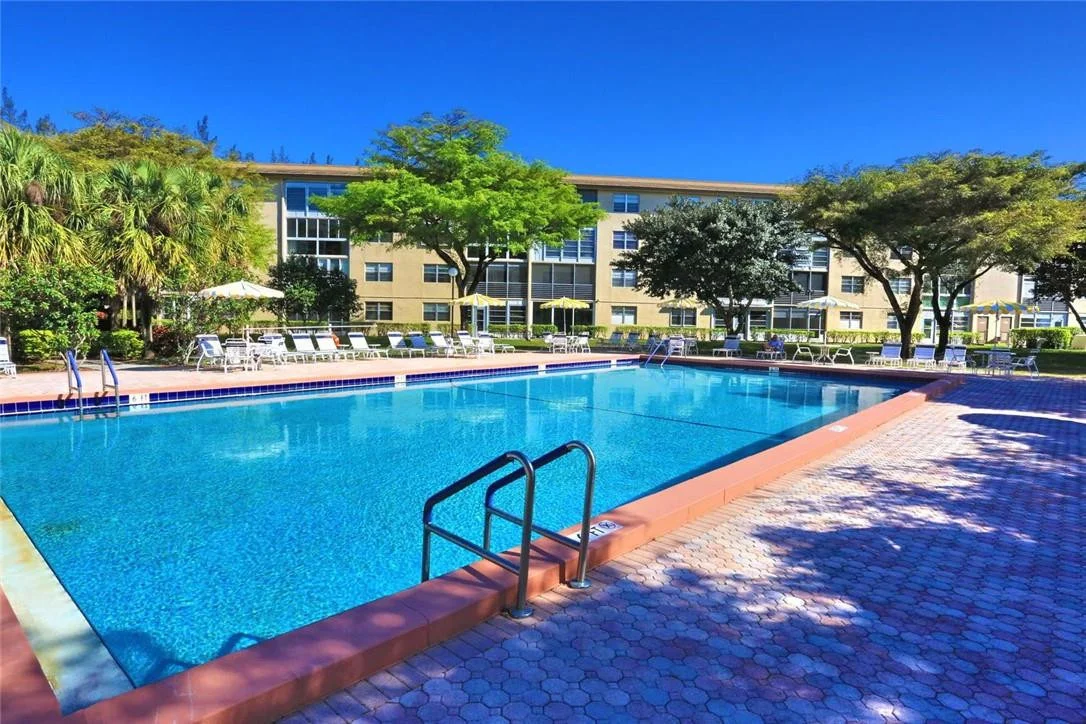 Photo of Unit B2 at 1108 Bahama Bend