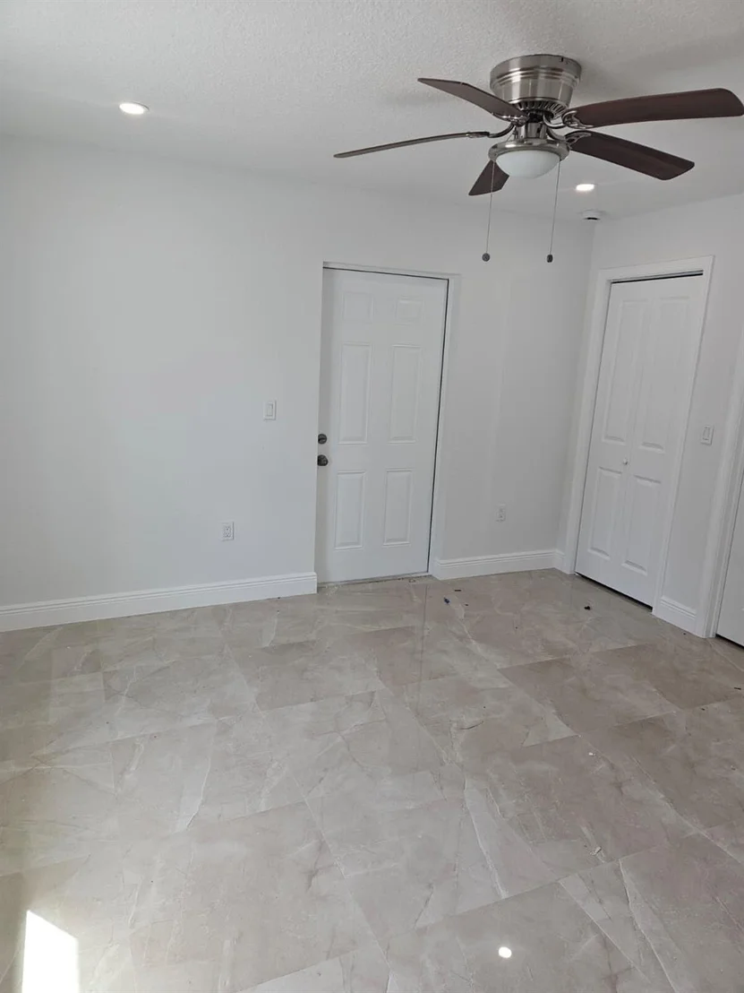 Photo of 5029 Sunrise Boulevard