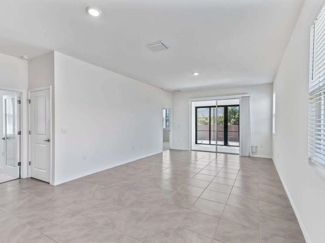 Photo of 5536 NW 40th Loop