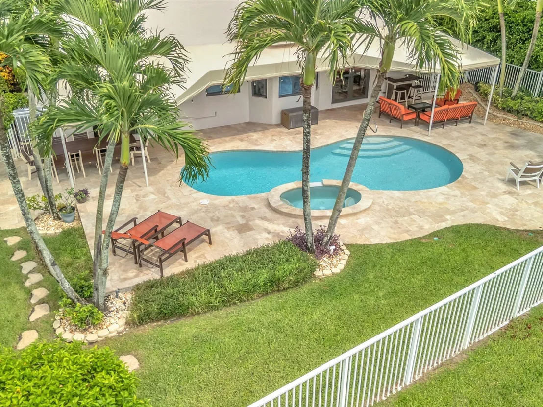Photo of 6347 SHADOW TREE Lane