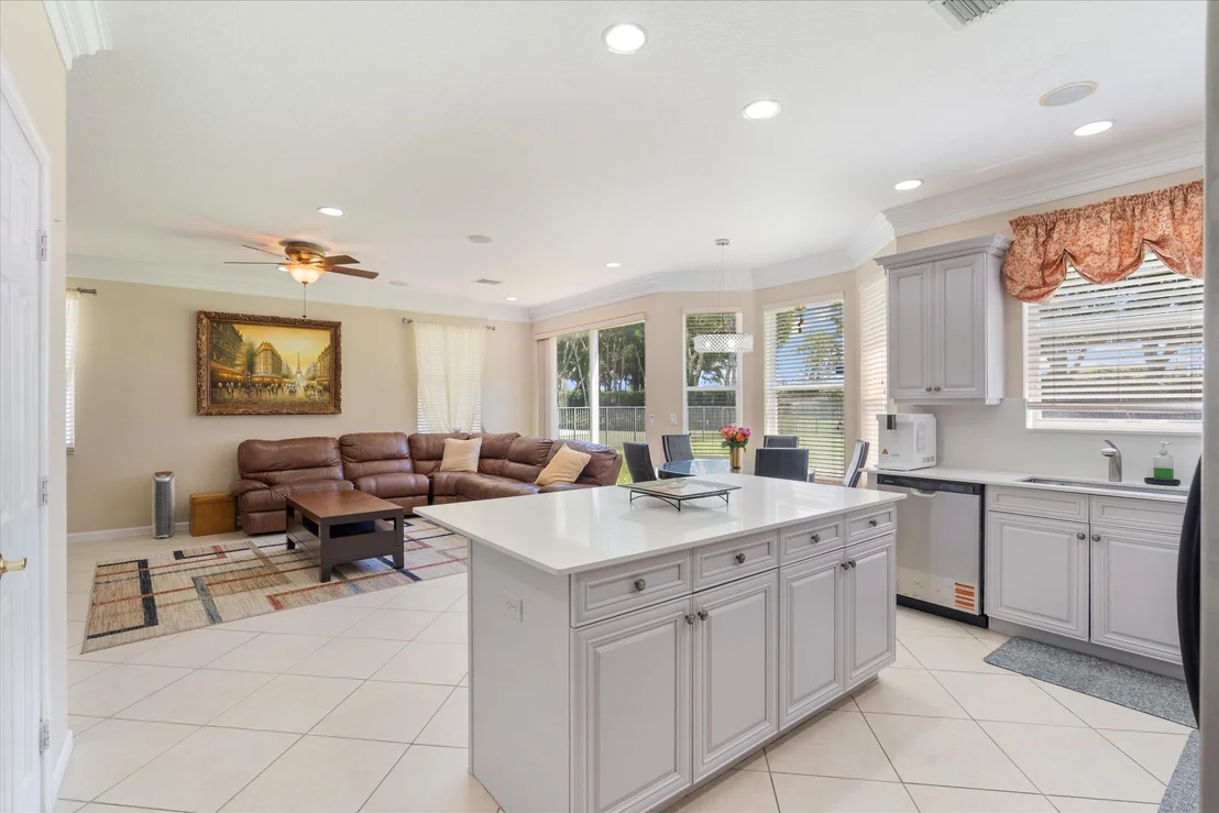 Photo of 2880 Shaughnessy Drive