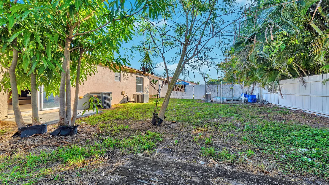 Photo of 6188 Moonbeam Drive