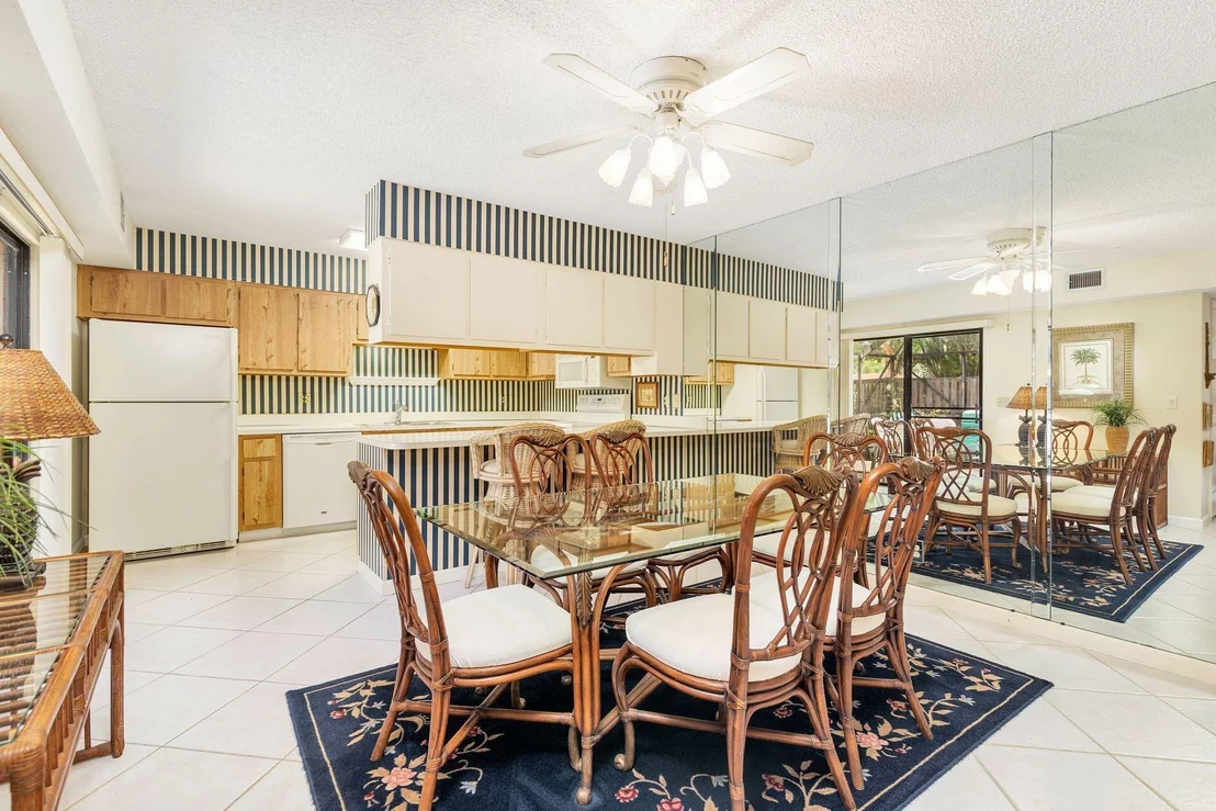 Photo of Unit 20D at 1420 Ocean Way
