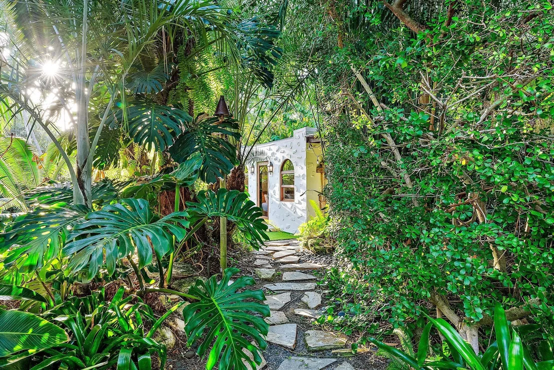 Photo of 205 Monroe Drive