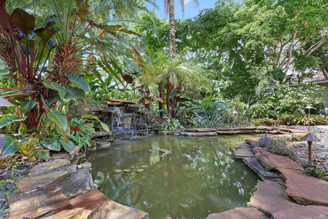 Photo of 11879 Fox Hill Circle