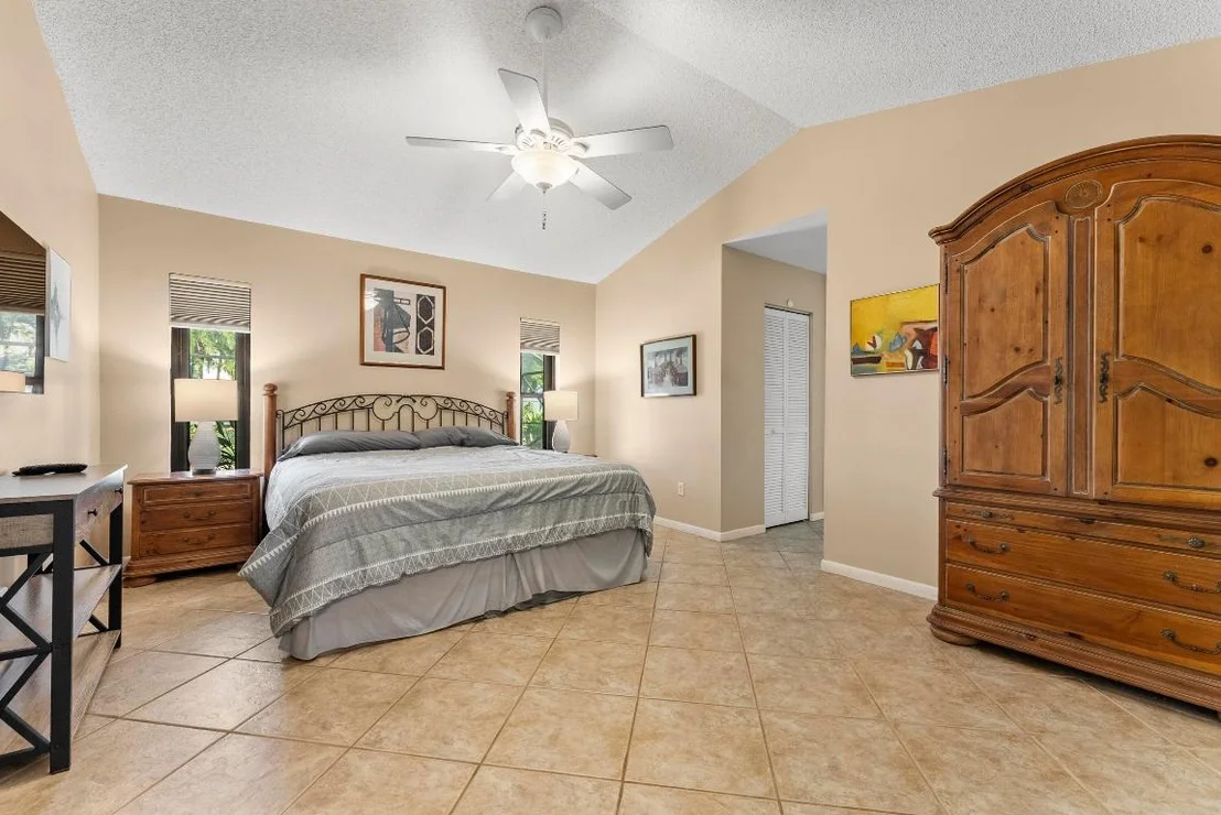 Photo of 107 Executive Circle