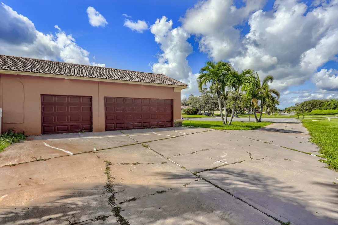 Photo of 4372 Hunting Trail