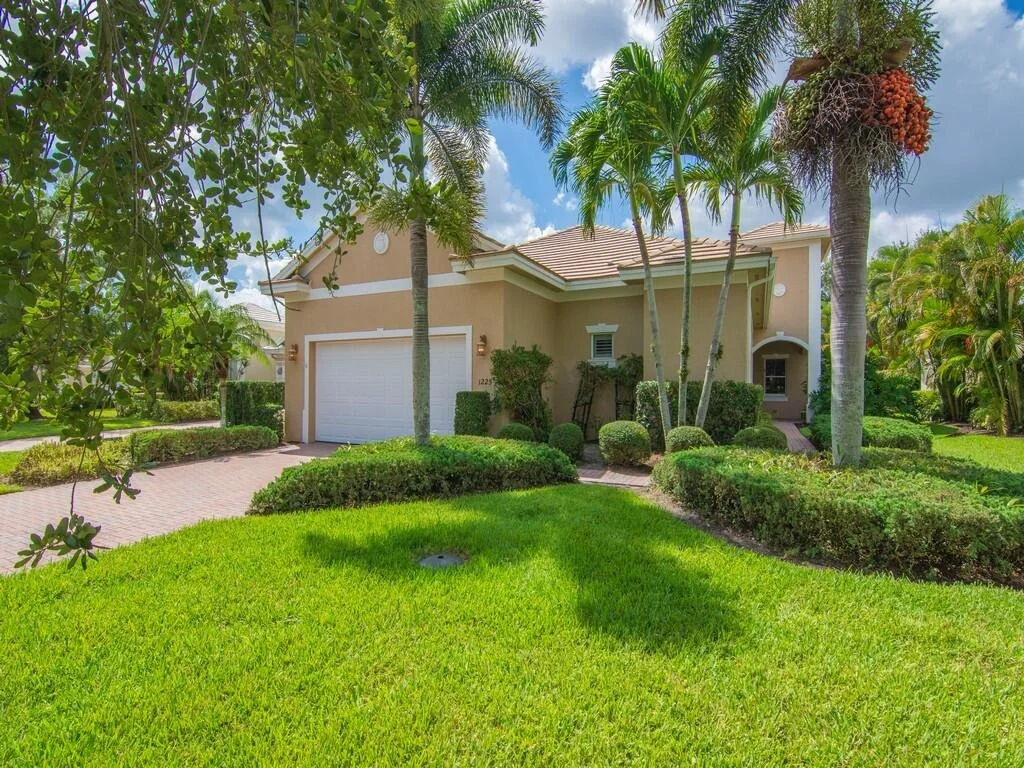 Photo of 1225 Riverwind Circle