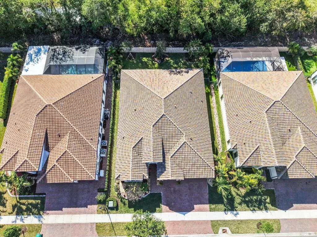 Photo of 7690 Cavern Lane