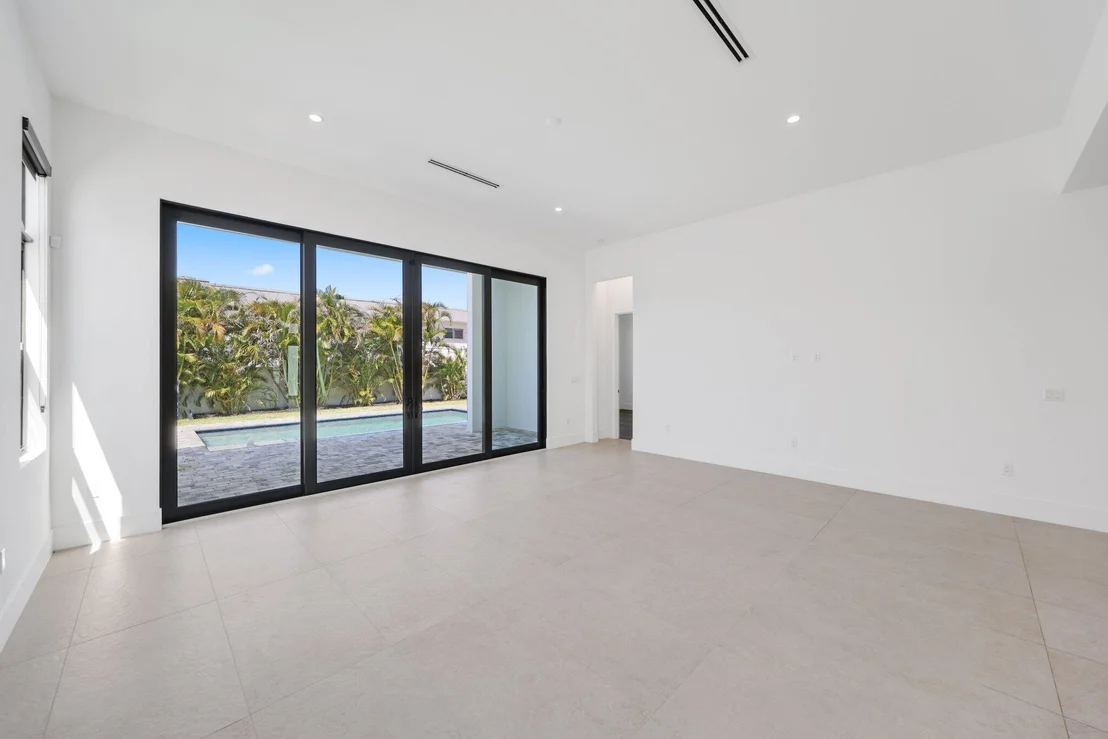 Photo of 655 Kingsbridge Street