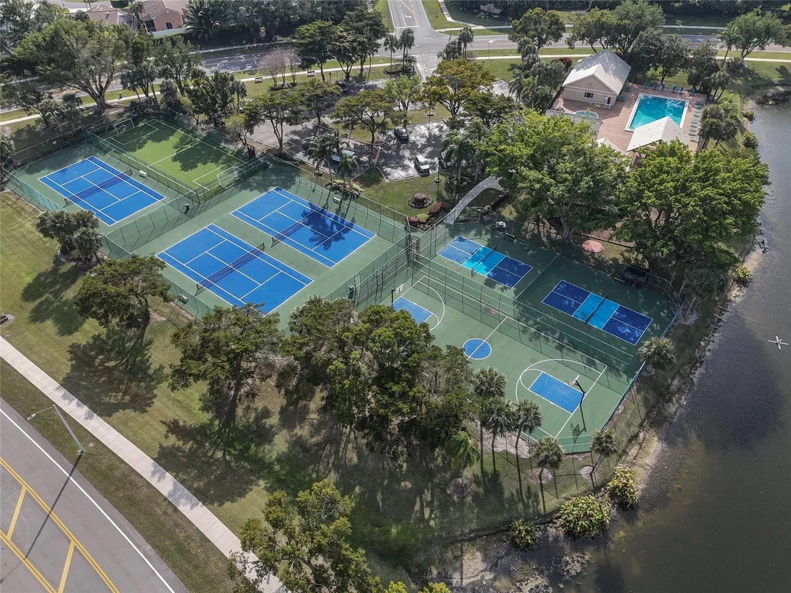 Photo of 10718 Cypress Bend Drive