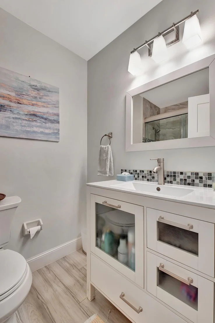 Photo of 715 Sunshine Drive