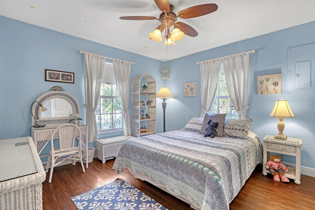 Photo of 9268 166th Way N