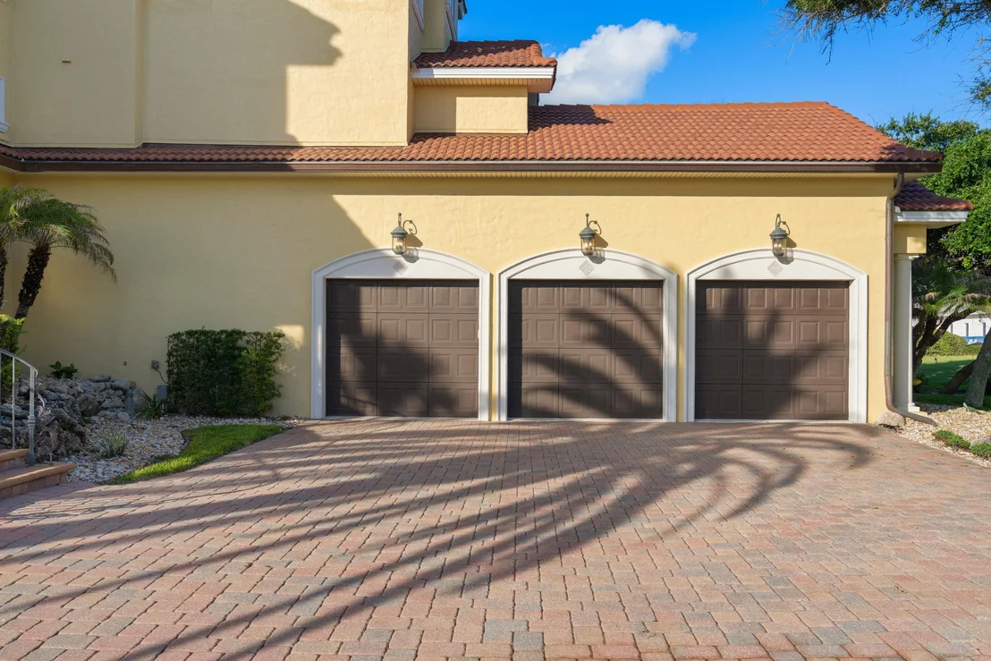 Photo of 501 GRANADA Drive