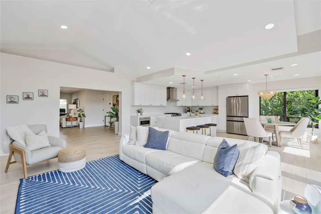 Photo of 440 SE 7th Avenue