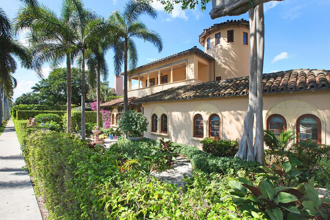 Photo of 1 Golfview Road