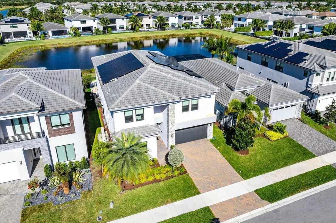 Photo of 8263 Oceanus Drive
