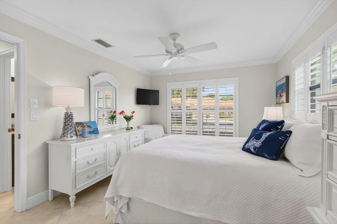 Photo of Unit A at 4555 Apple Tree Circle