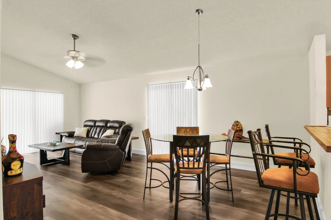 Photo of 4692 LAKESIDE Circle