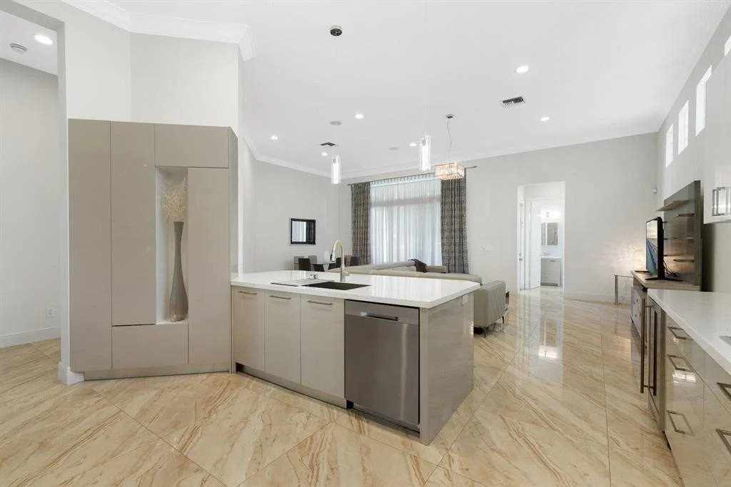 Photo of 8174 Valhalla Drive