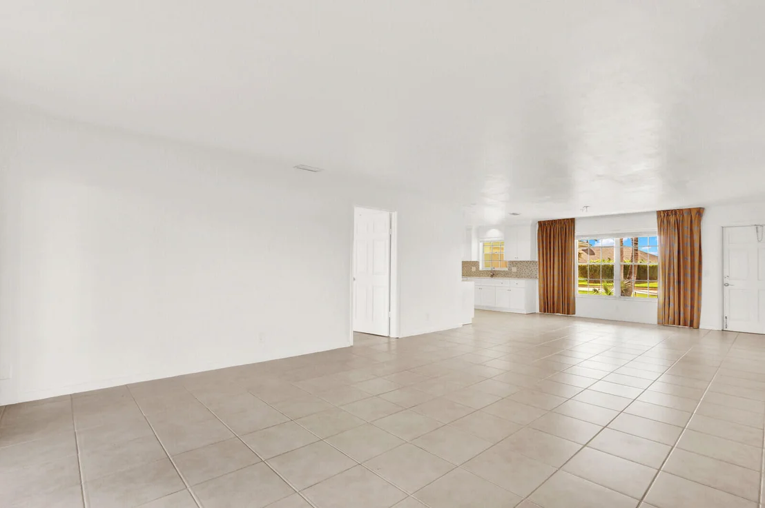 Photo of 3 SE Paddock Circle