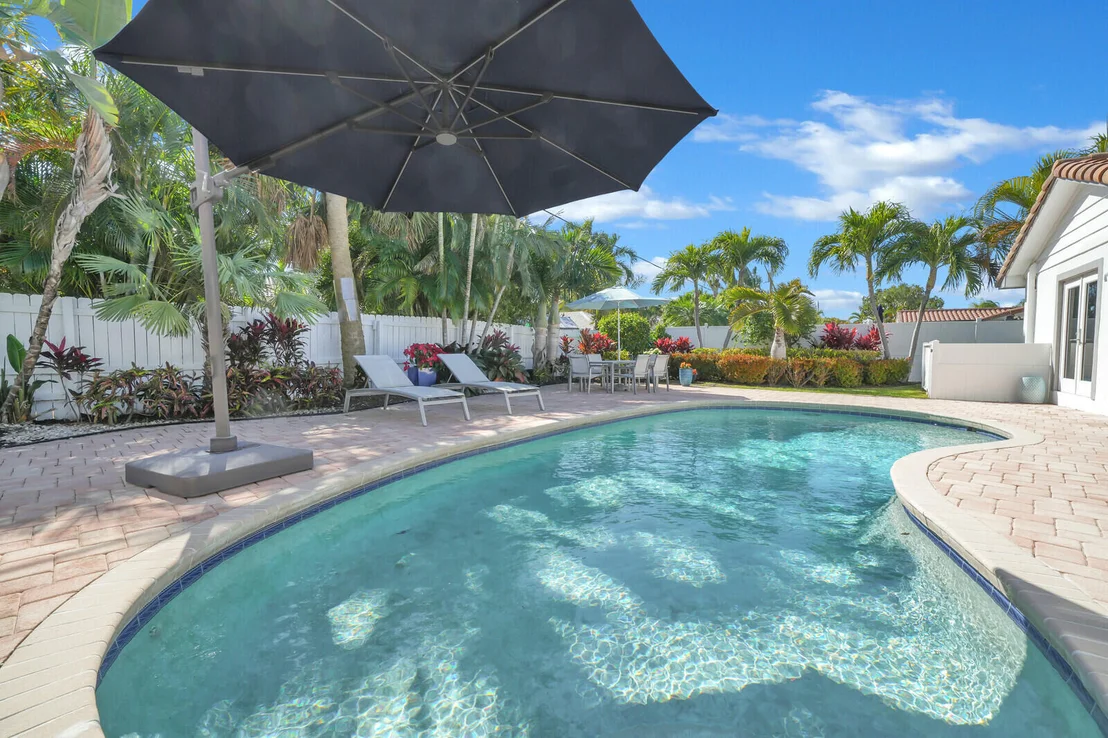 Photo of 1199 Dolphin Road