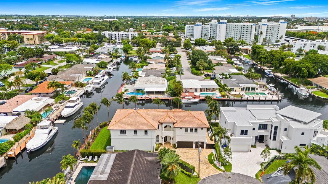 Photo of 1261 NE 27th Way