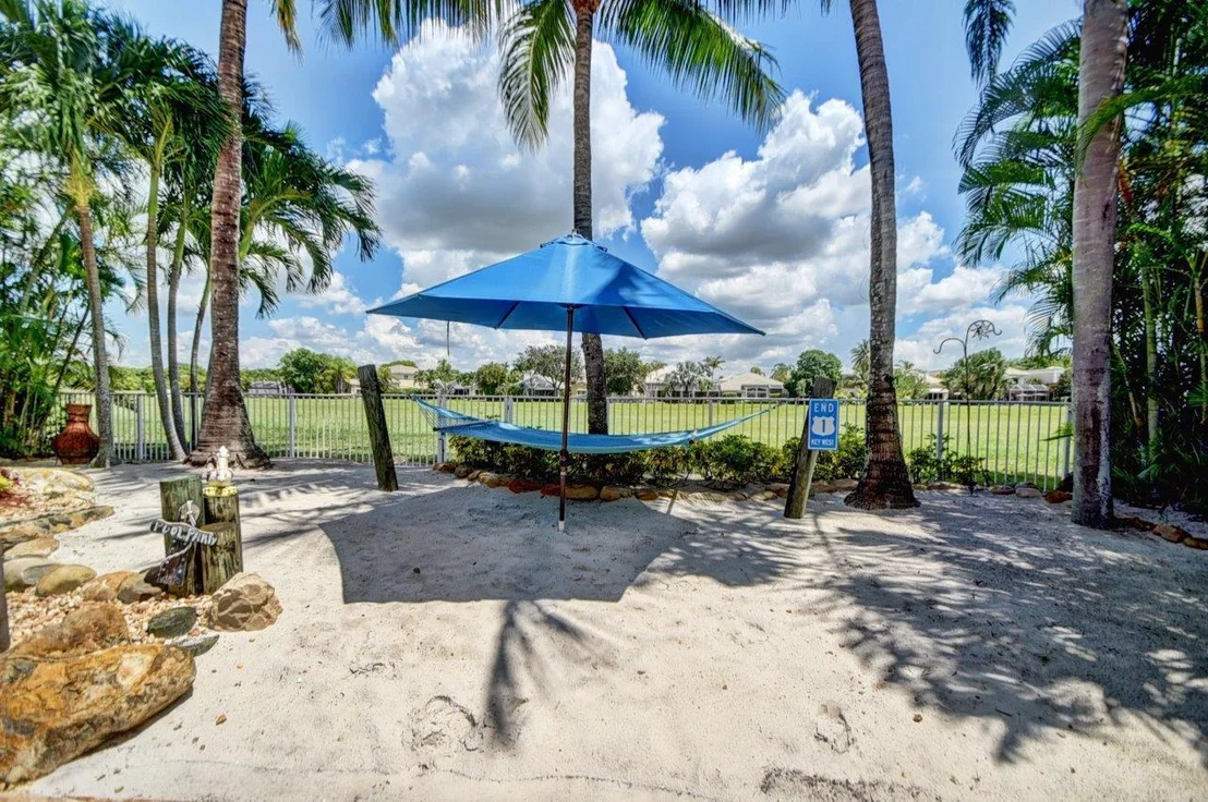 Photo of 4699 NW 7th Place