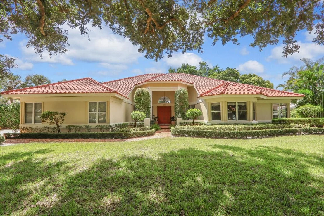Photo of 18517 SE Heritage Drive