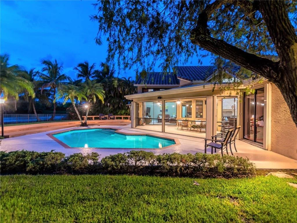 Photo of 391 Coconut Circle