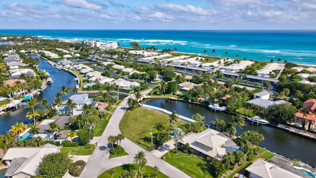 Photo of 25 Sabal Island Drive