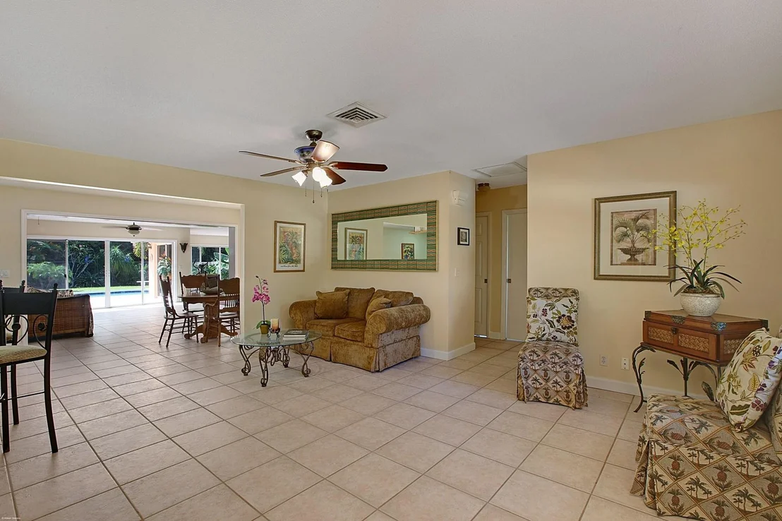 Photo of 9500 SE Point Terrace
