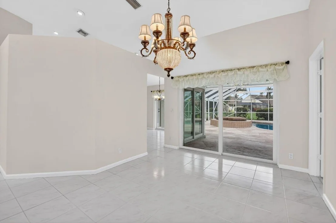 Photo of 10194 Canoe Brook Circle