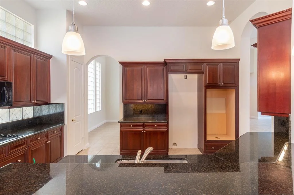 Photo of 8012 Valhalla Drive