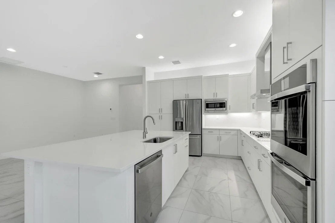 Photo of 9375 Mountain Pine Grove