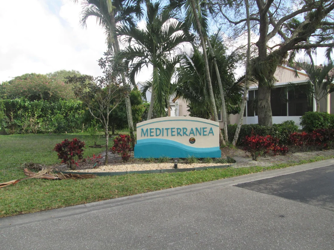 Photo of 2866 Waters Edge Circle